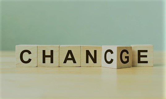 Schriftzug CHANCE/CHANGE auf Würfeln